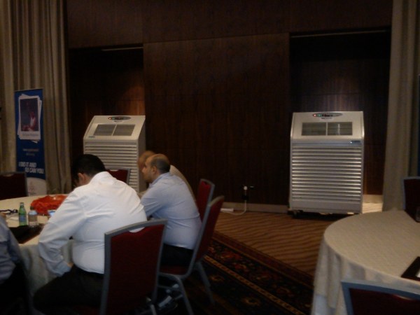 Whilst delivering consistent cool circulating air for the large number of conference delegates, the attractive, clean appearance of these AC units from Andrews Sykes Climate Rental does not distract from the intensive conference environment.